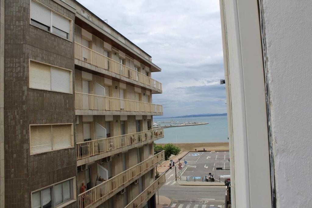 Apartaments Oller Centro Roses Buitenkant foto