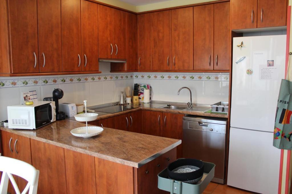 Apartaments Oller Centro Roses Buitenkant foto