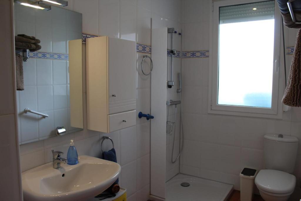 Apartaments Oller Centro Roses Buitenkant foto
