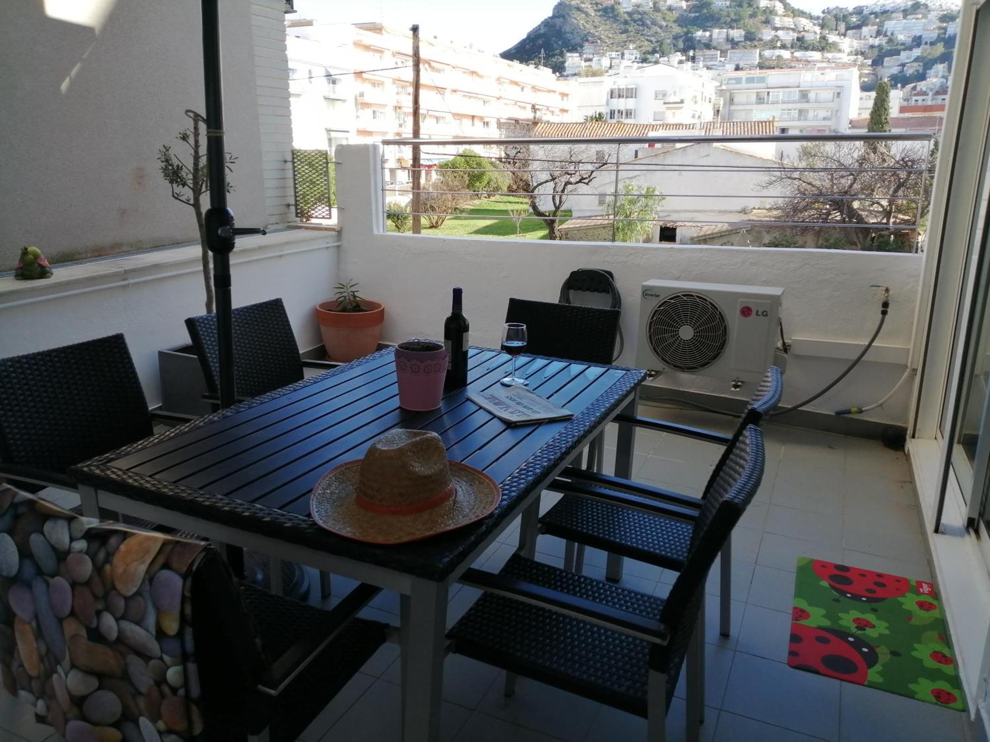 Apartaments Oller Centro Roses Buitenkant foto